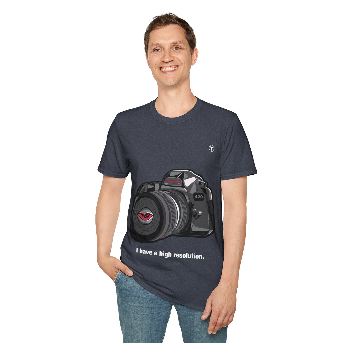 "High resolution"- T-Shirt